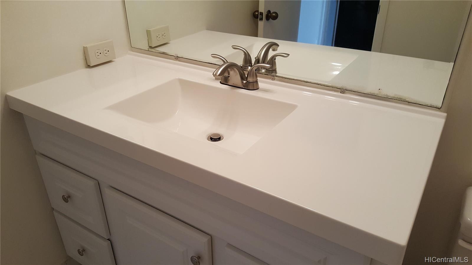 425 Ena Road  Unit B1102