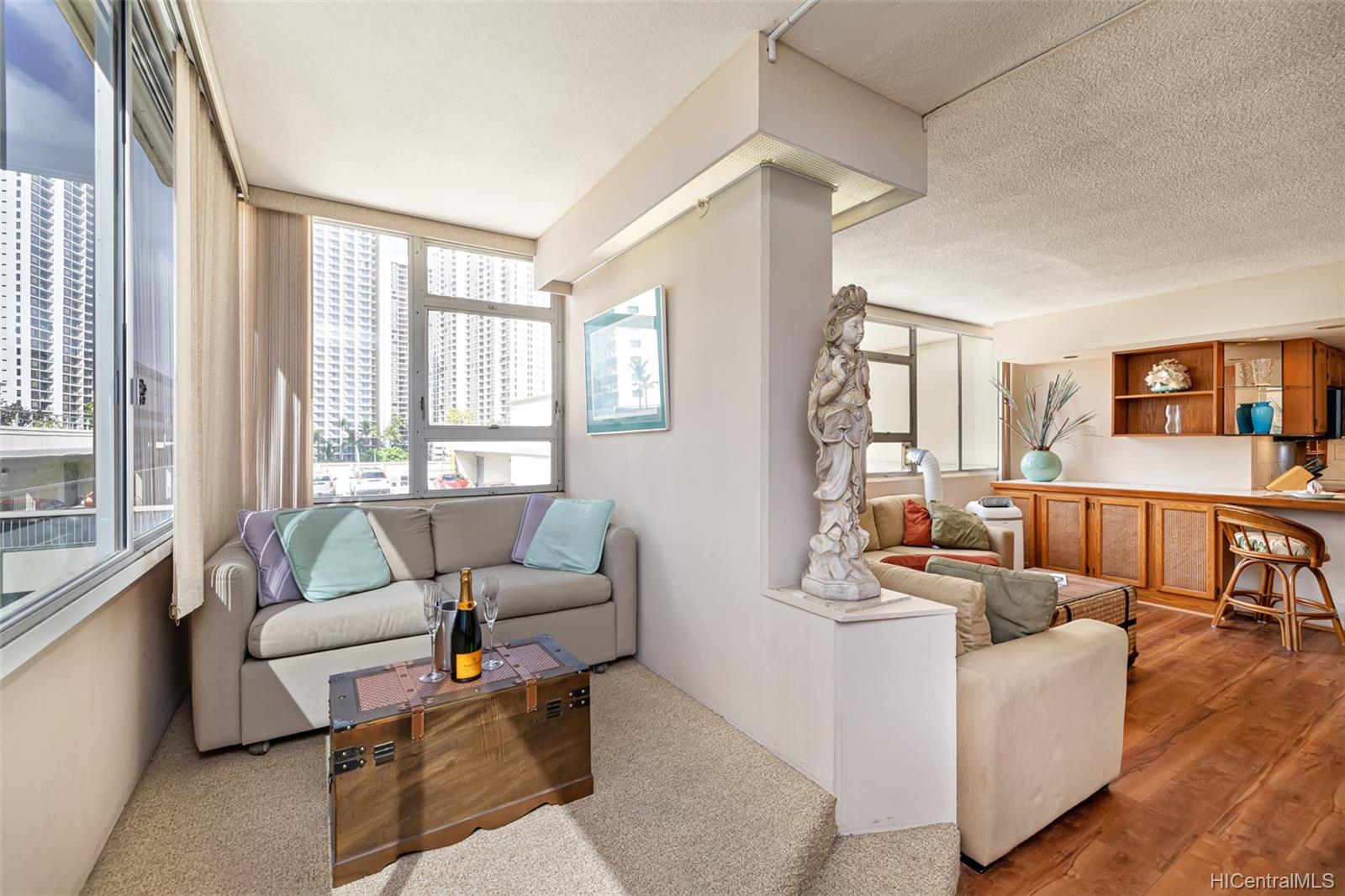 2500 Kalakaua Avenue  Unit 503