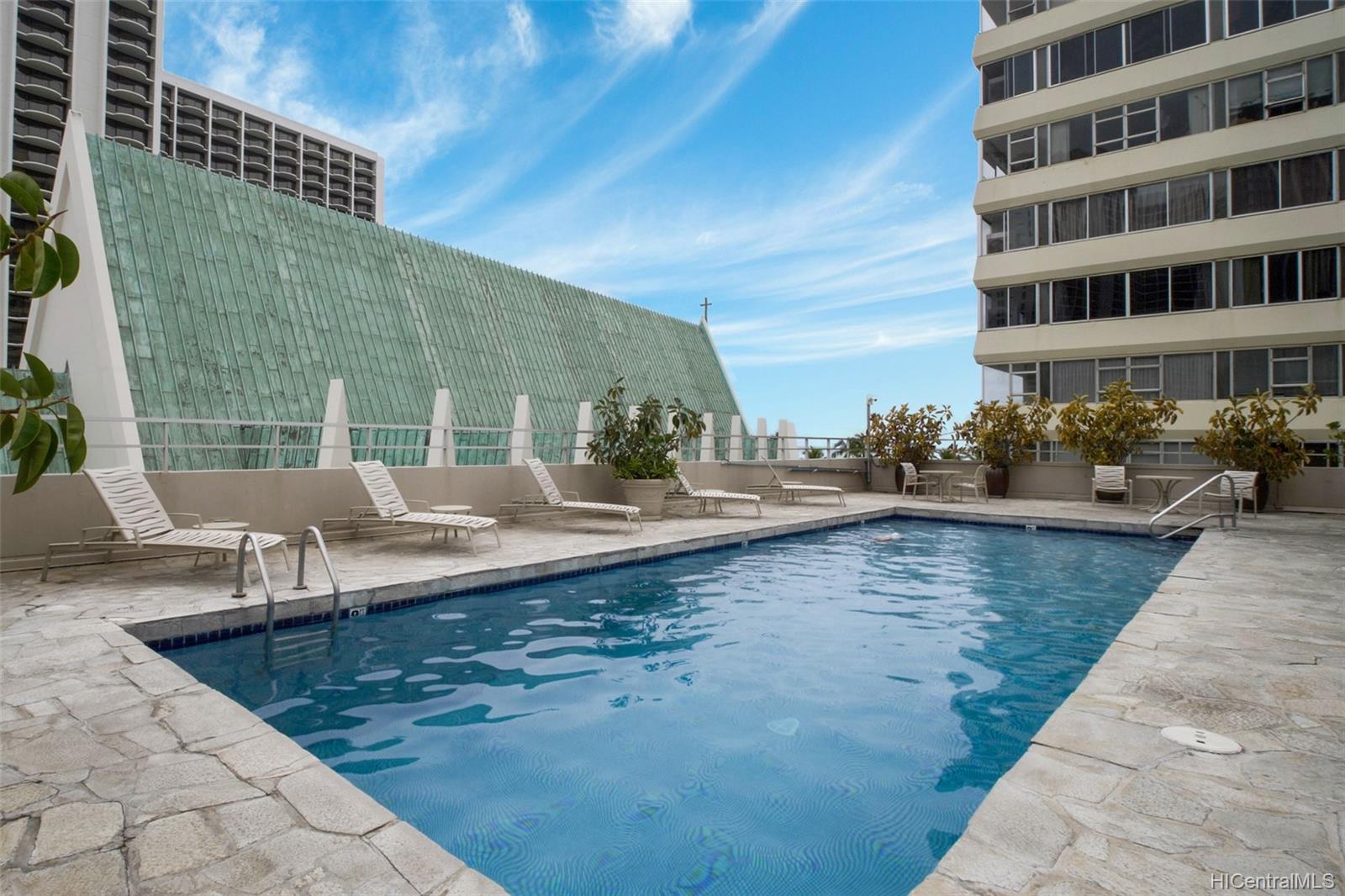 2500 Kalakaua Avenue  Unit 503