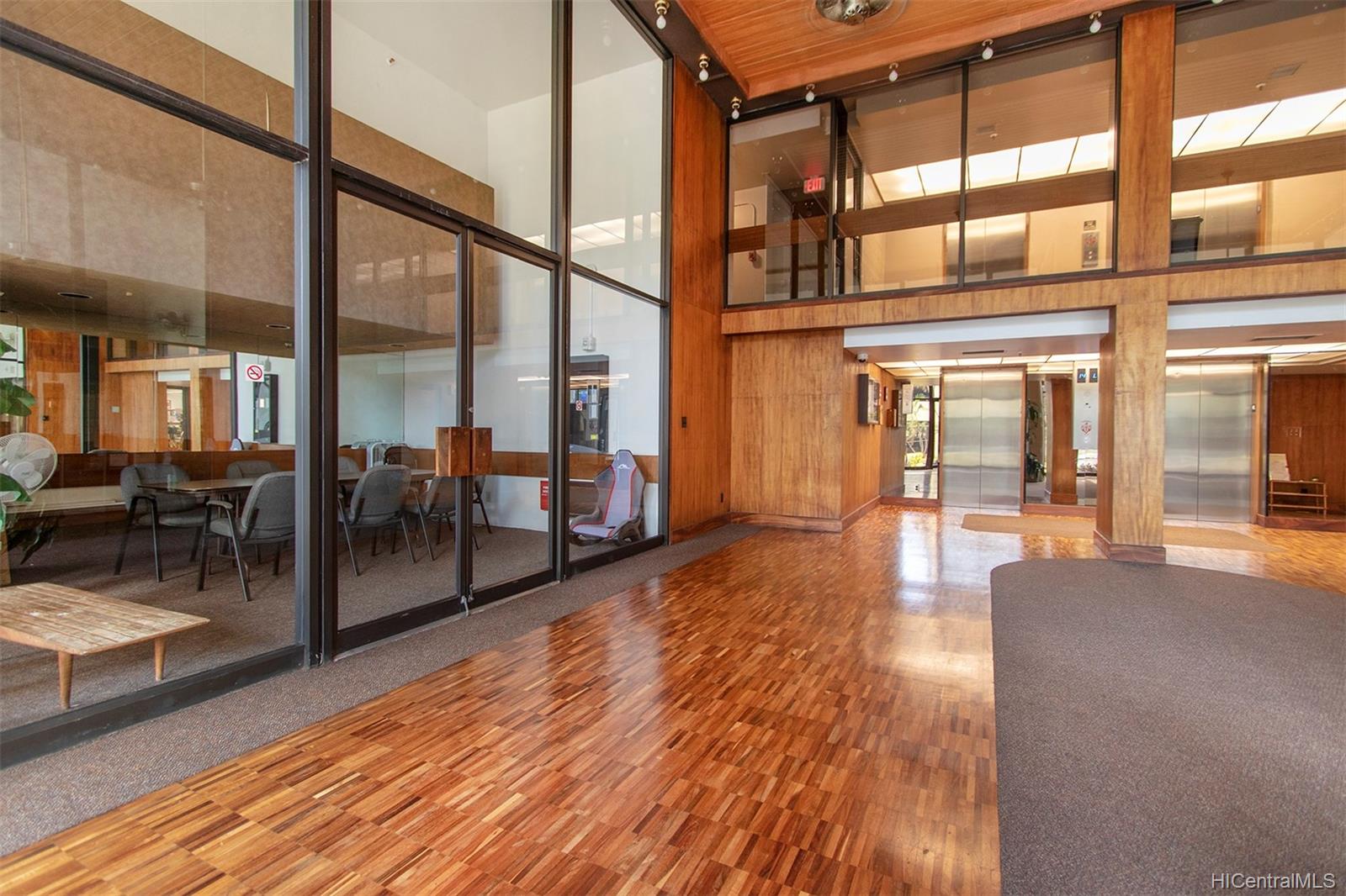 2724 Kahoaloha Lane  Unit 1207