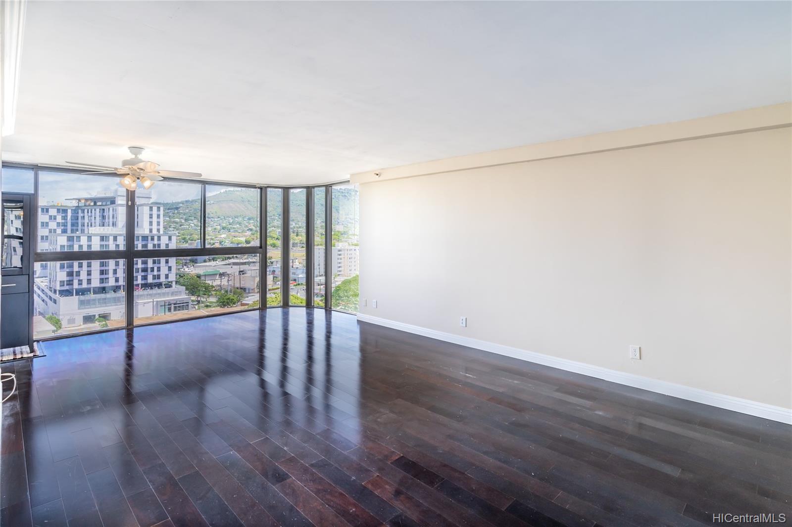 2724 Kahoaloha Lane  Unit 1207