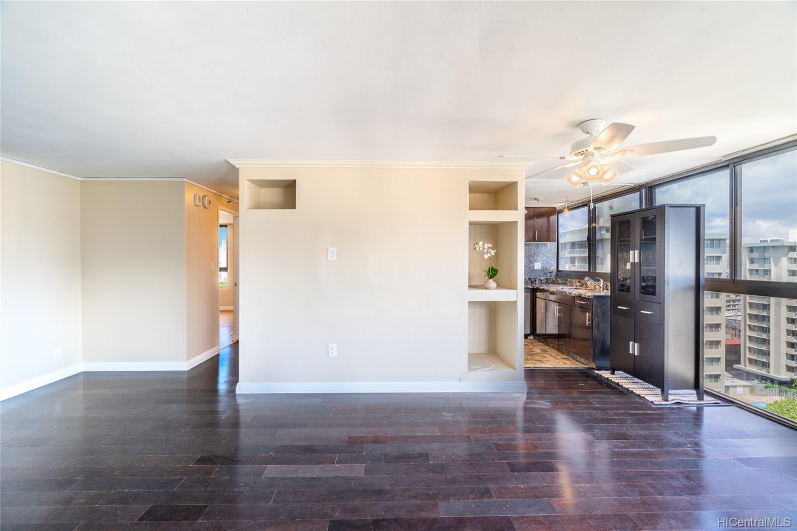 2724 Kahoaloha Lane  Unit 1207