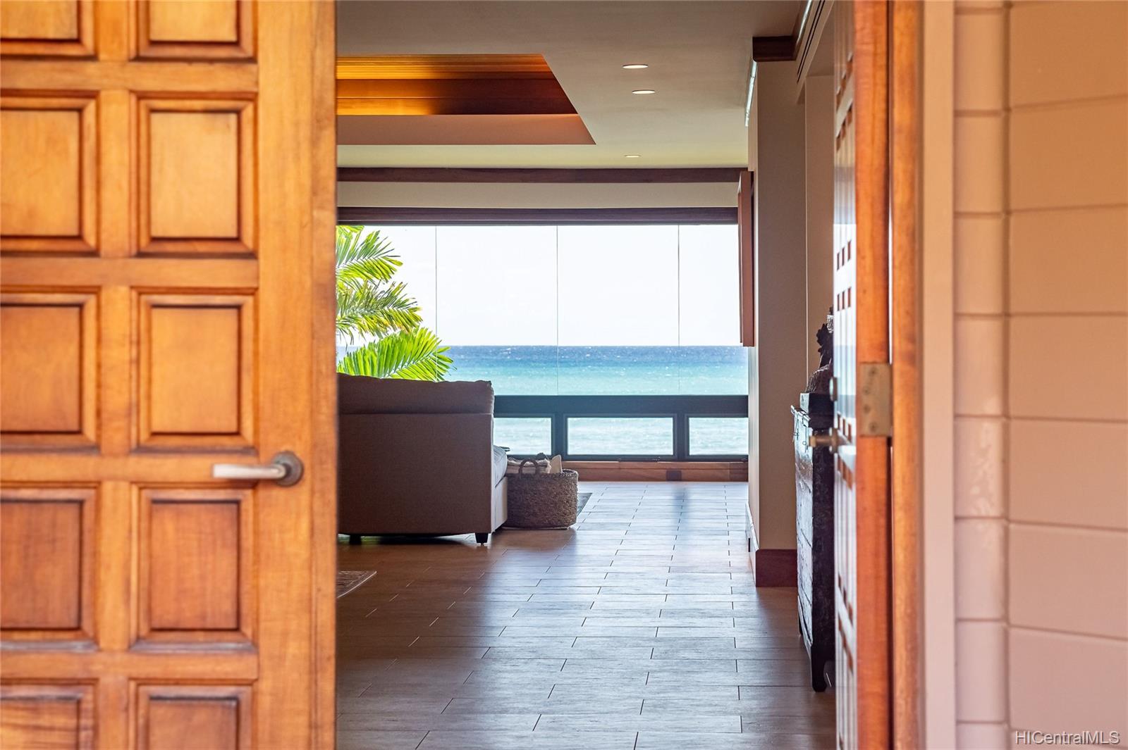 3165 Diamond Head Road  Unit D