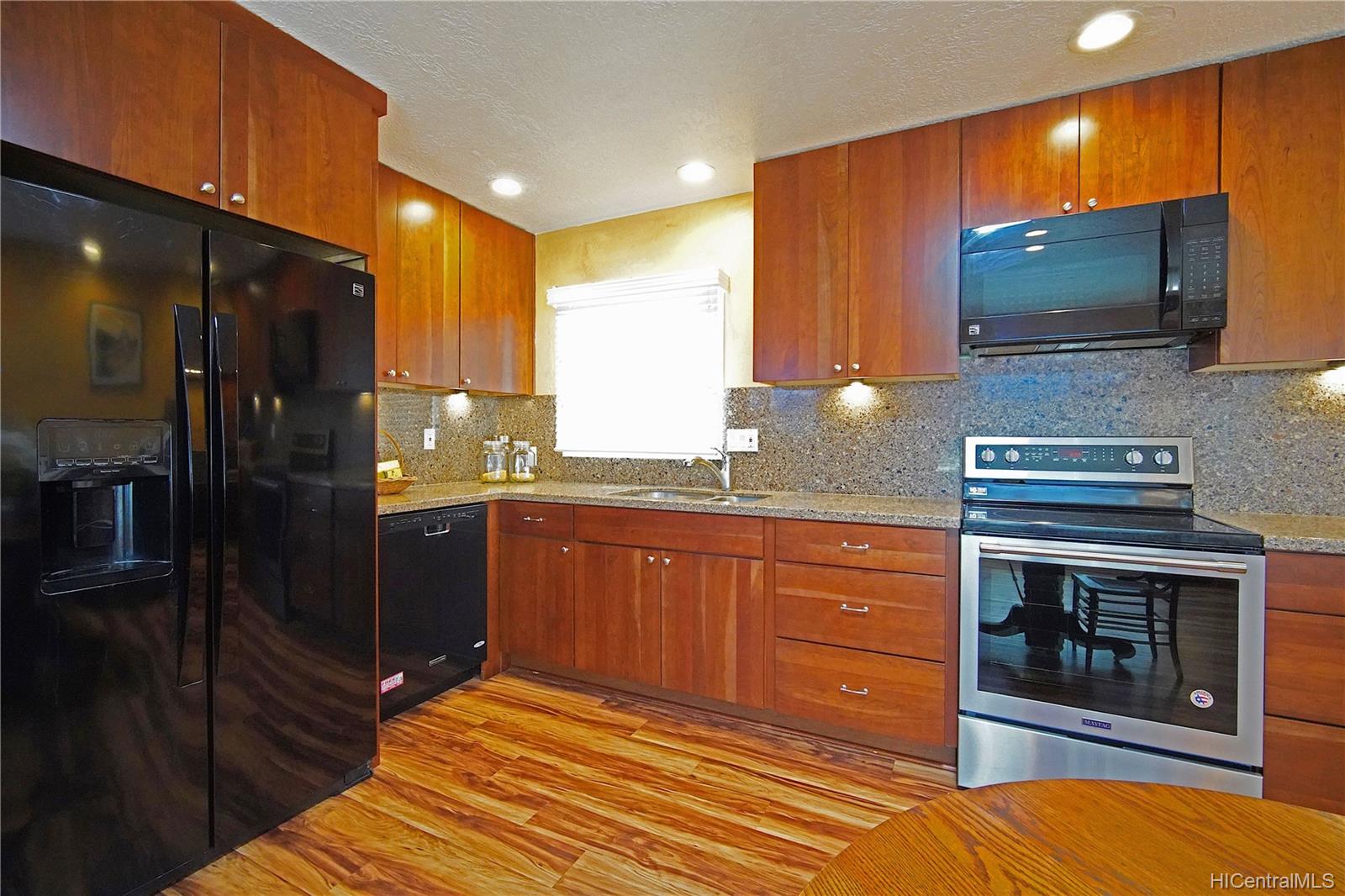 340 Manono Street  Unit 2