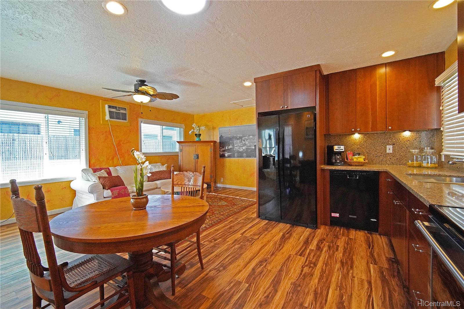 340 Manono Street  Unit 2