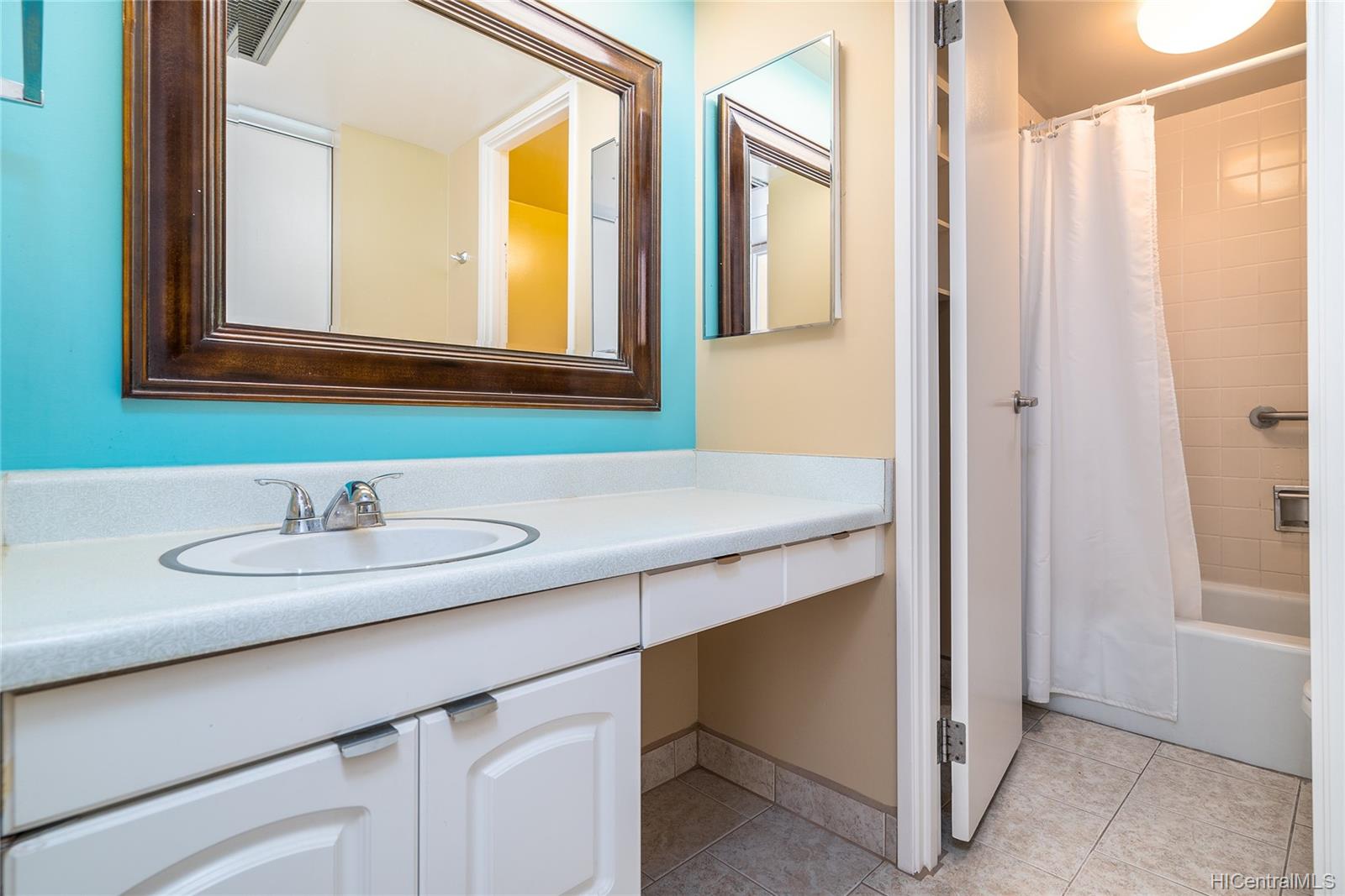 84-740 Kili Drive  Unit 1129