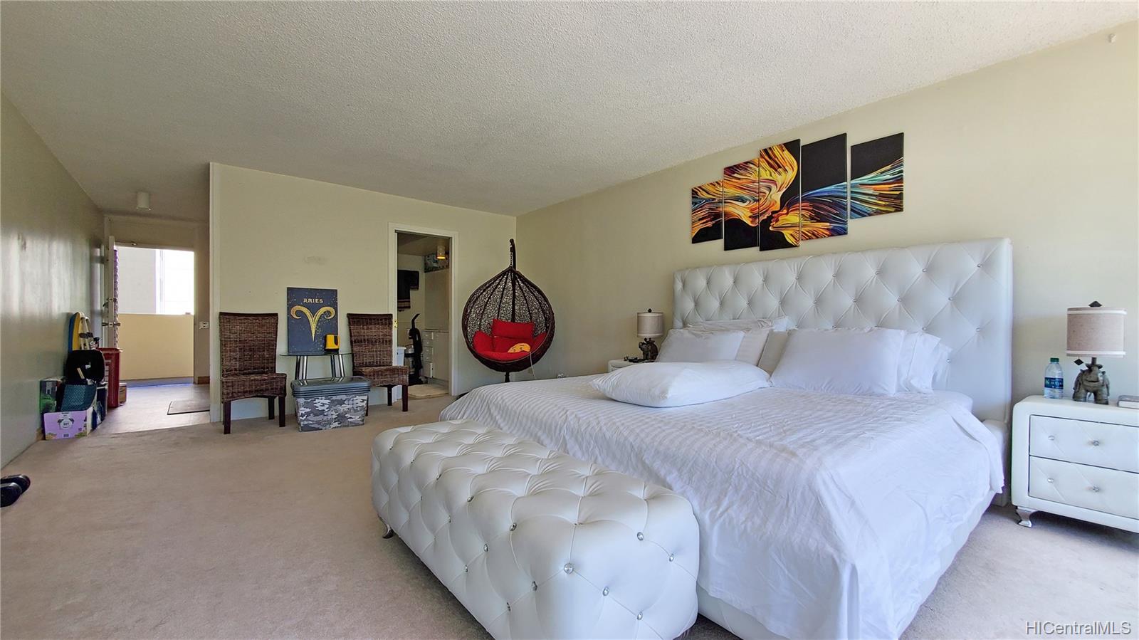 2895 Kalakaua Avenue  Unit 506
