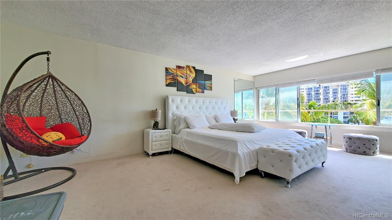 2895 Kalakaua Avenue  Unit 506