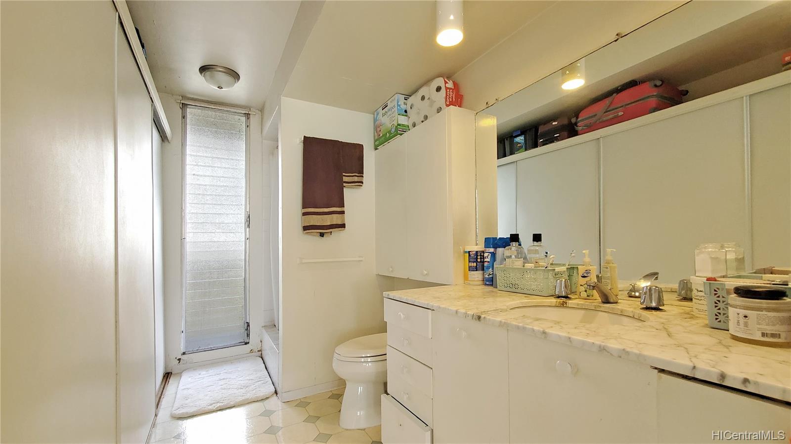 2895 Kalakaua Avenue  Unit 506