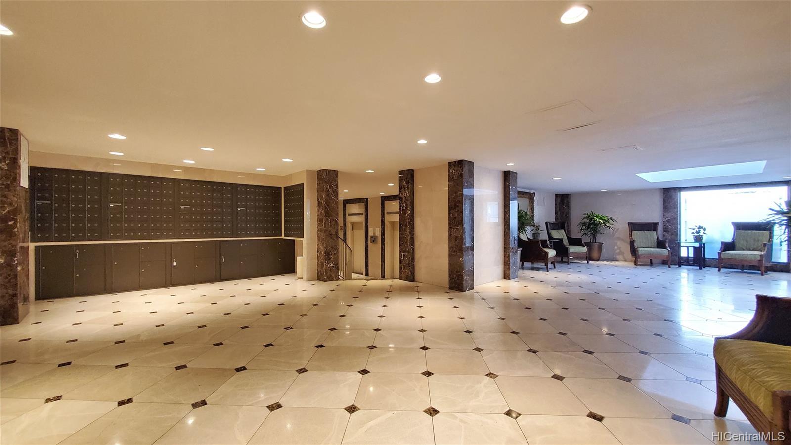 2895 Kalakaua Avenue  Unit 506