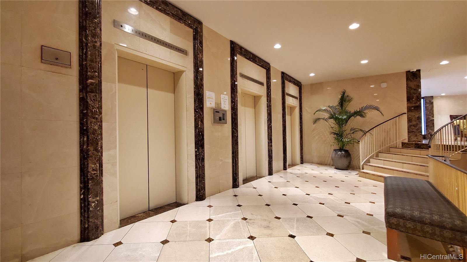 2895 Kalakaua Avenue  Unit 506