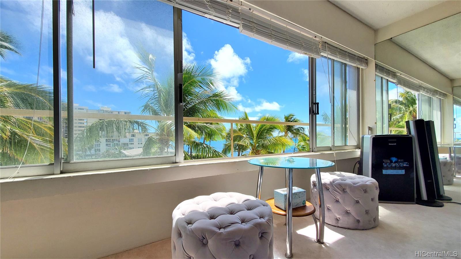 2895 Kalakaua Avenue  Unit 506