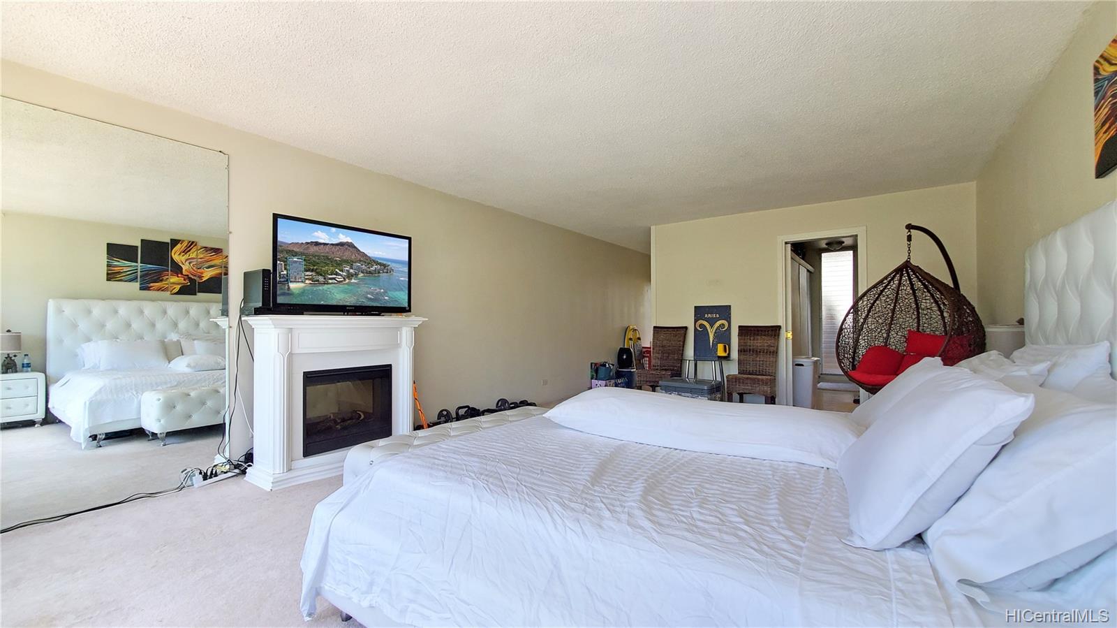 2895 Kalakaua Avenue  Unit 506