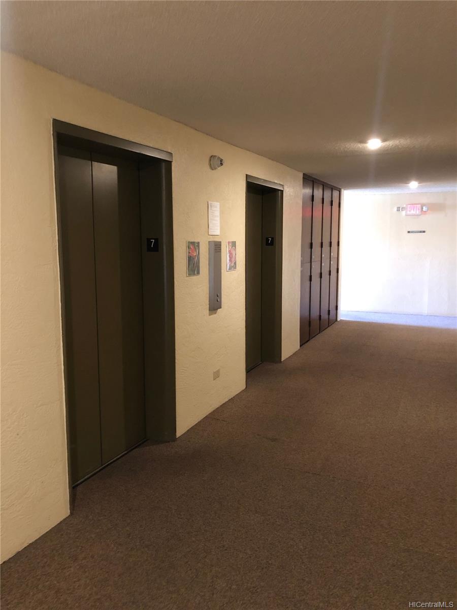 2740 Kuilei Street  Unit 706