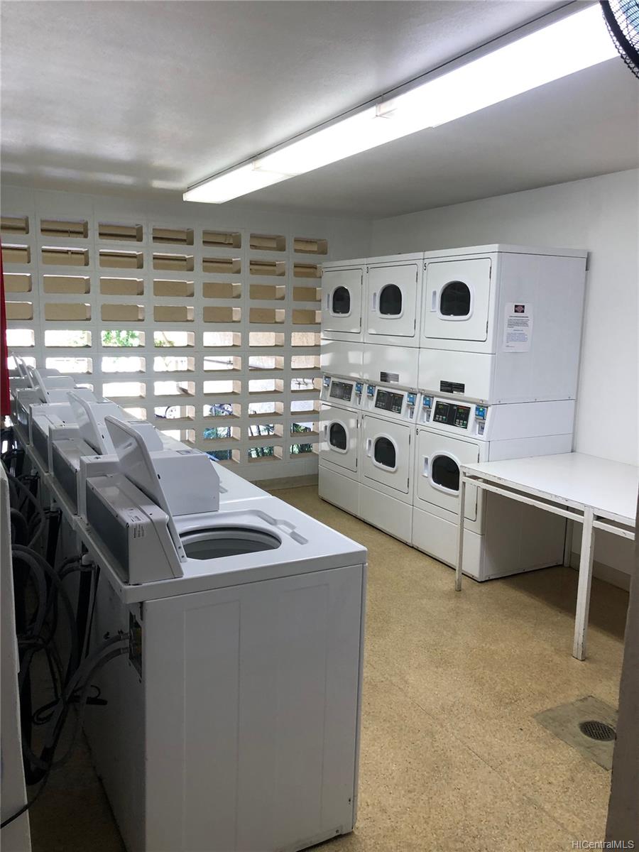 2740 Kuilei Street  Unit 706
