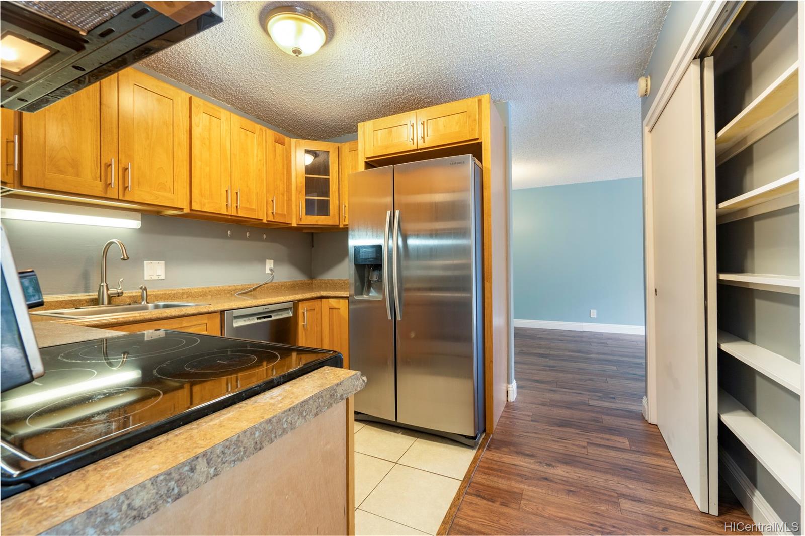 1600 Wilikina Drive  Unit B402