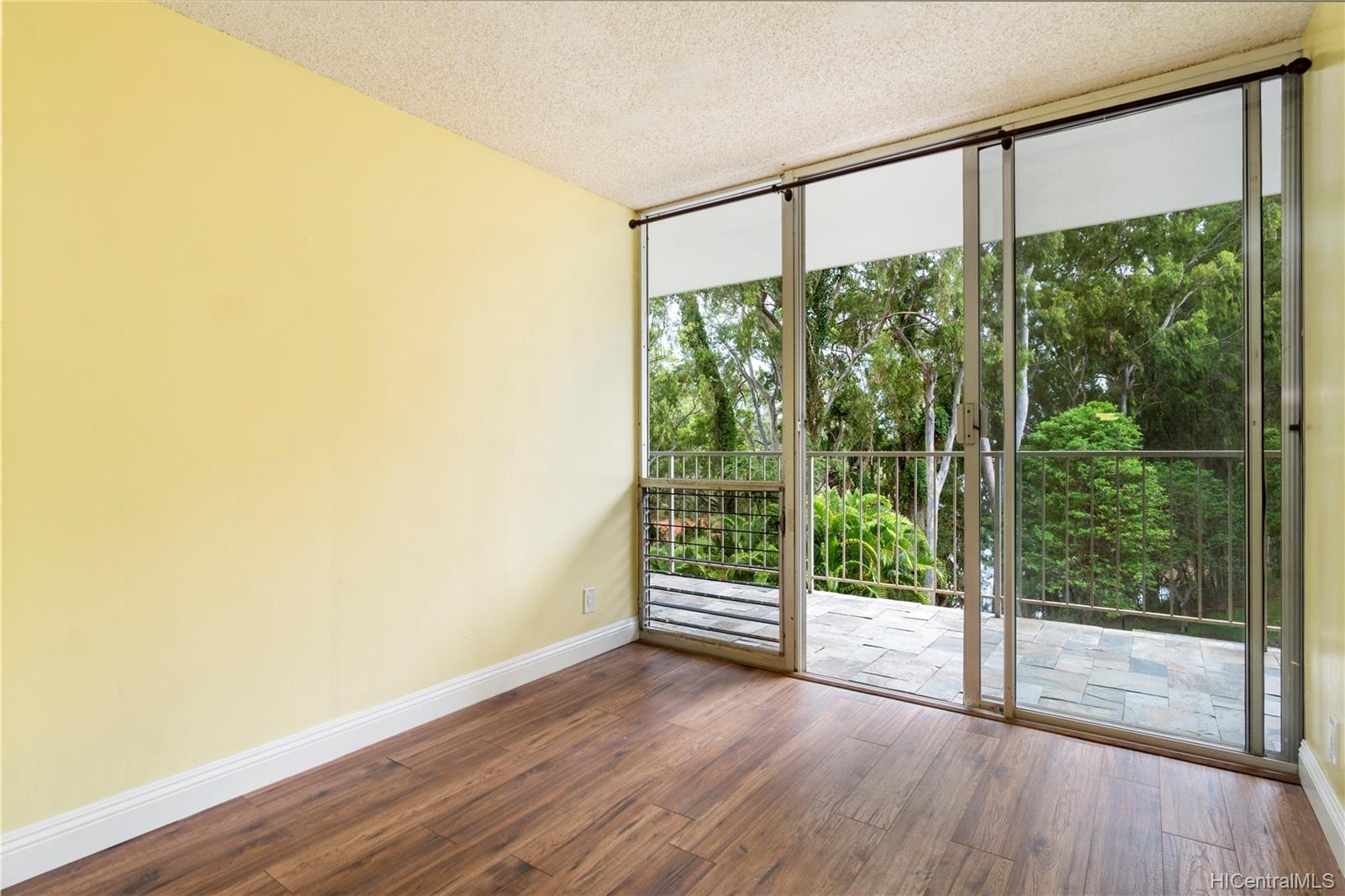 1600 Wilikina Drive  Unit B402