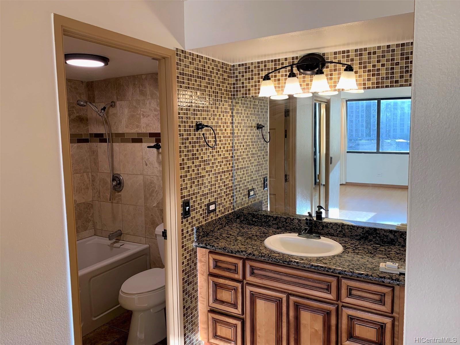 2752 Kaaha Street  Unit 309