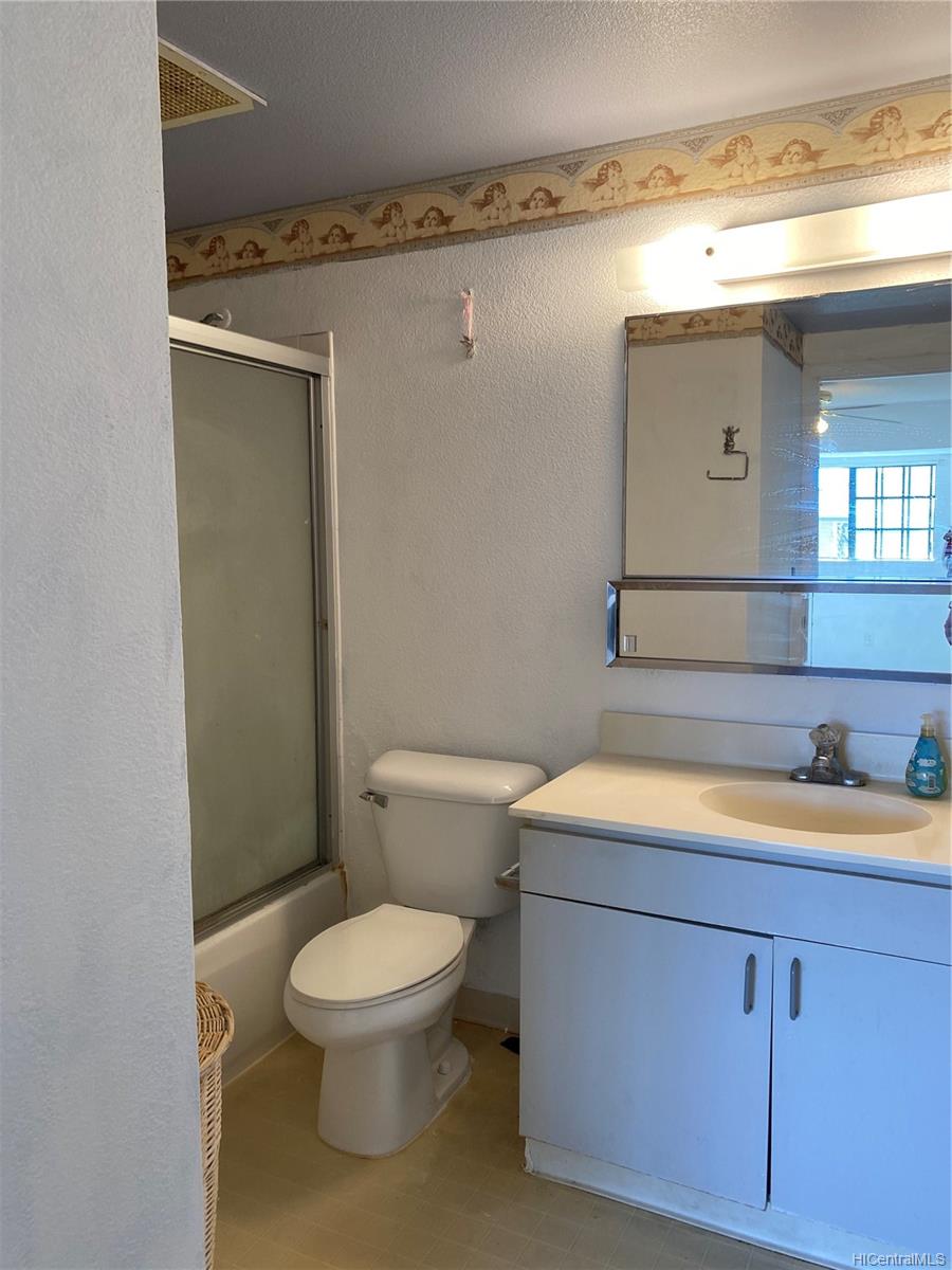 91-1032 Kaiau Avenue  Unit 8E