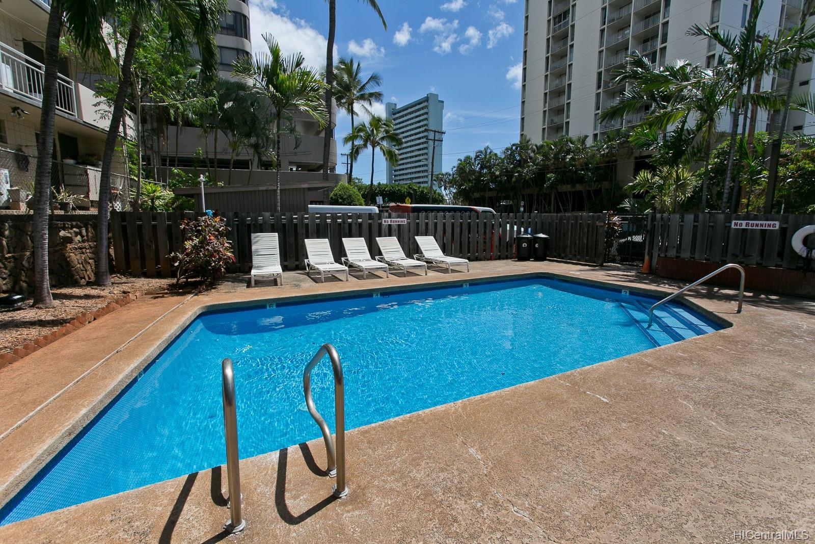 2724 Kahoaloha Lane  Unit 1606