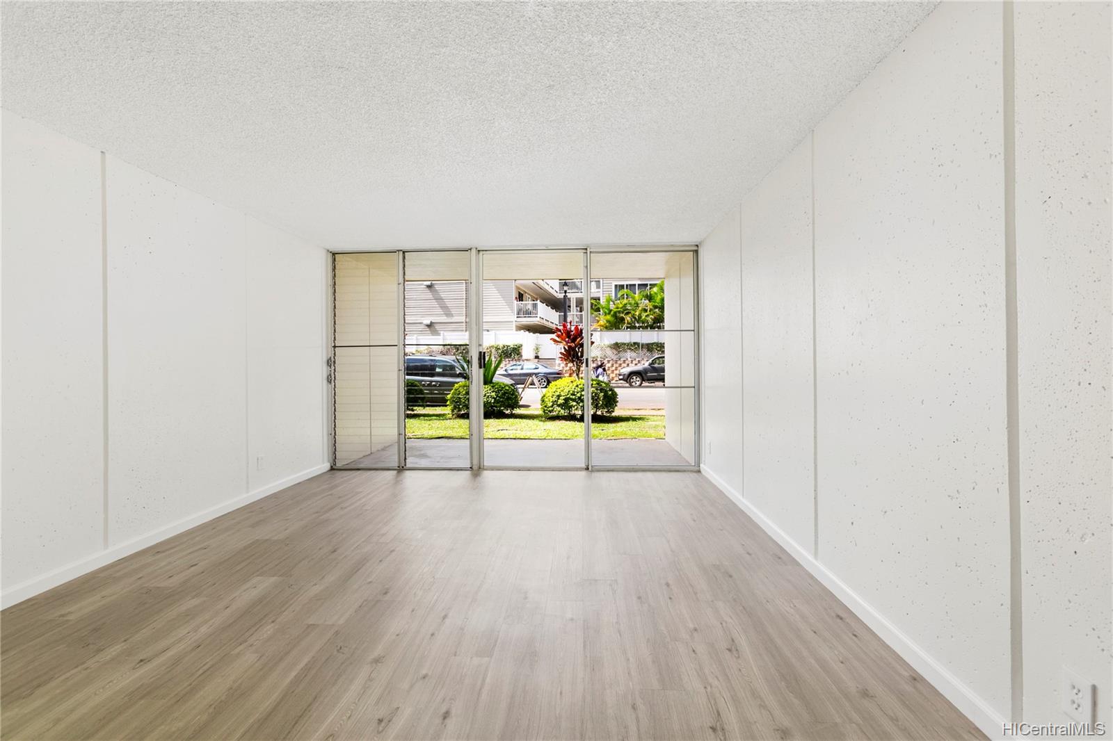 95-055 Waikalani Drive  Unit H107