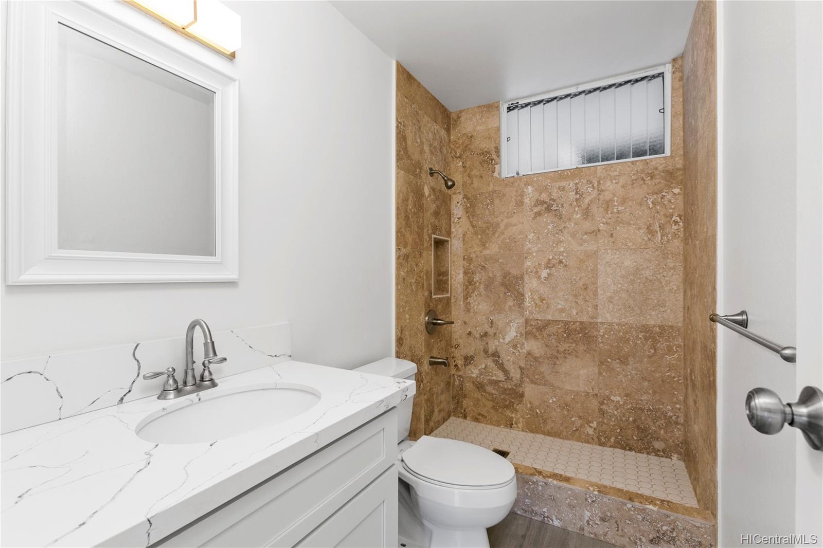 95-055 Waikalani Drive  Unit H107