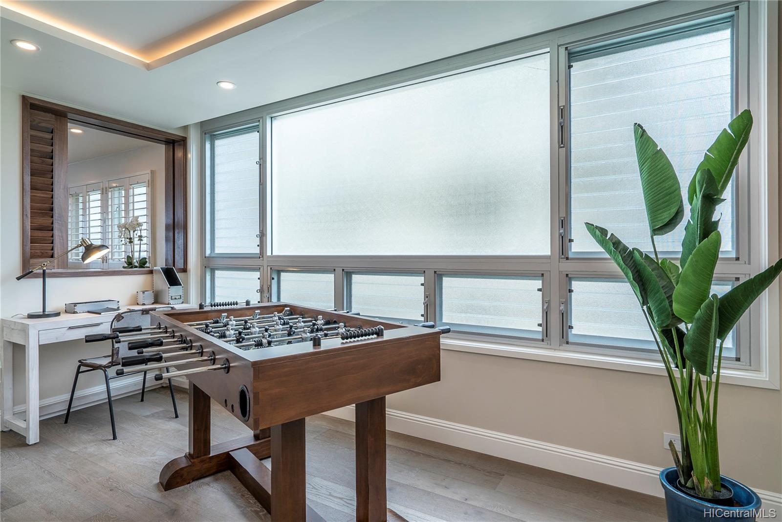 3003 Kalakaua Avenue  Unit 6A