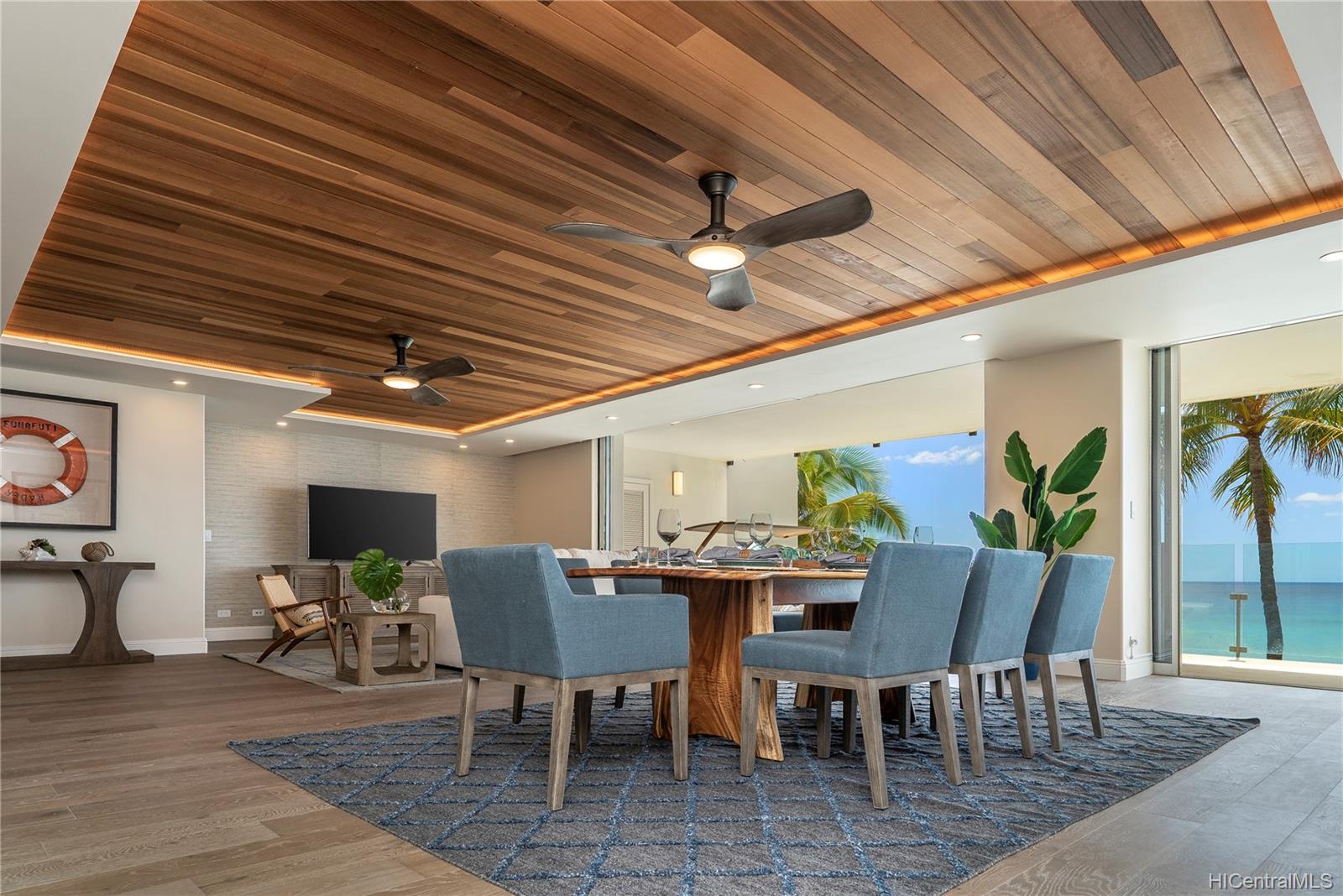 3003 Kalakaua Avenue  Unit 6A