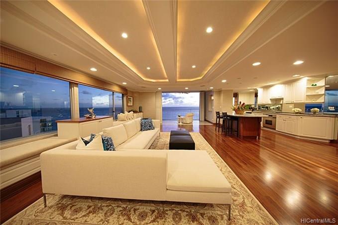 2969 Kalakaua Avenue  Unit 1201