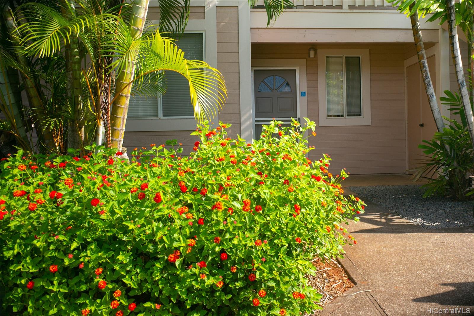 Hoomaka Village 94870 Lumiauau Street Unit M105 Waipahu HI 96797 sold