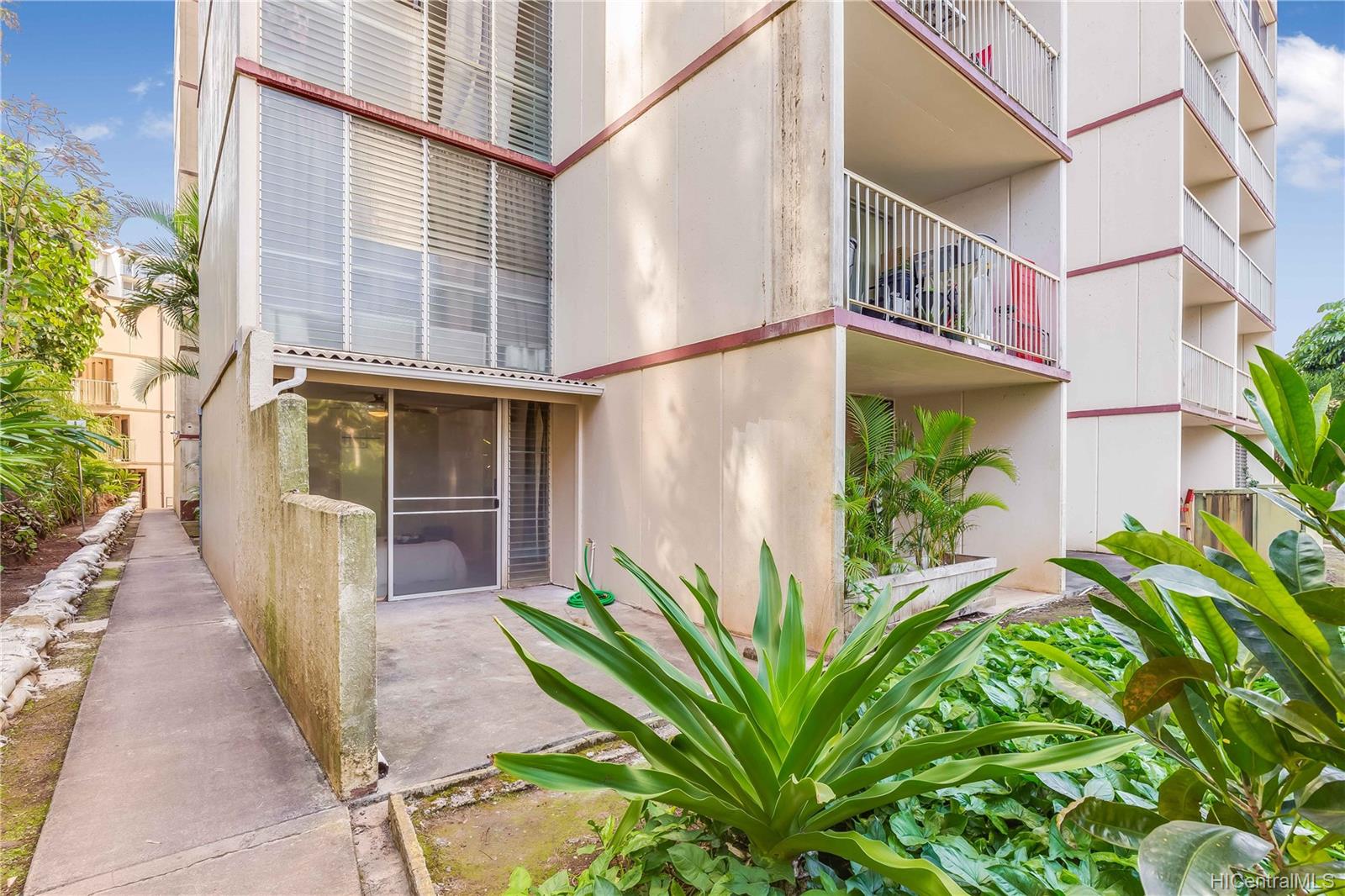 95-061 Waikalani Drive  Unit D104
