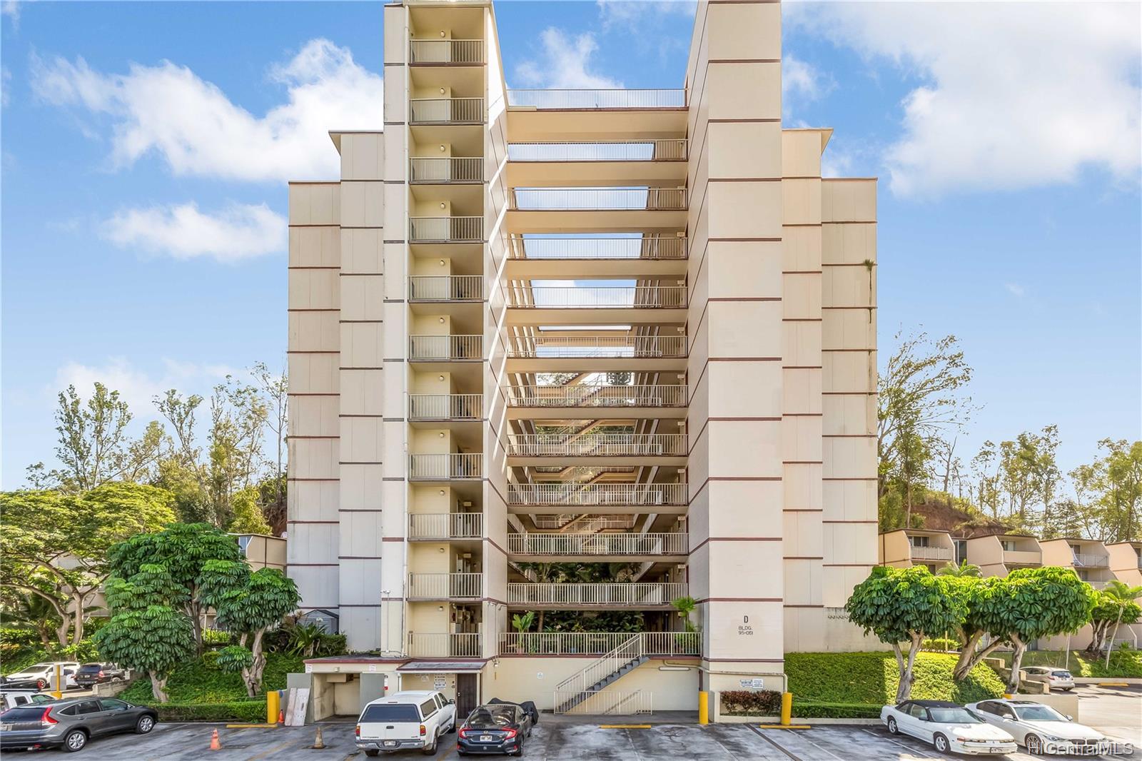 95-061 Waikalani Drive  Unit D104