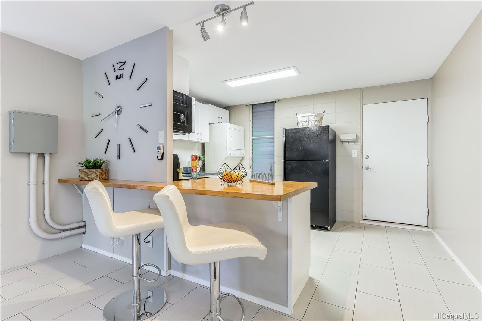 95-061 Waikalani Drive  Unit D104