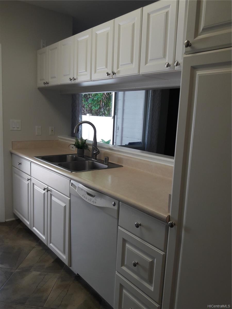 911025 Kaileolea Drive  Unit J3