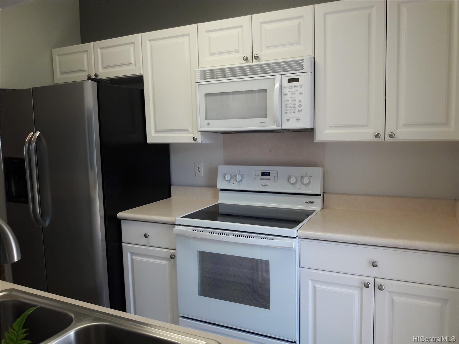 911025 Kaileolea Drive  Unit J3
