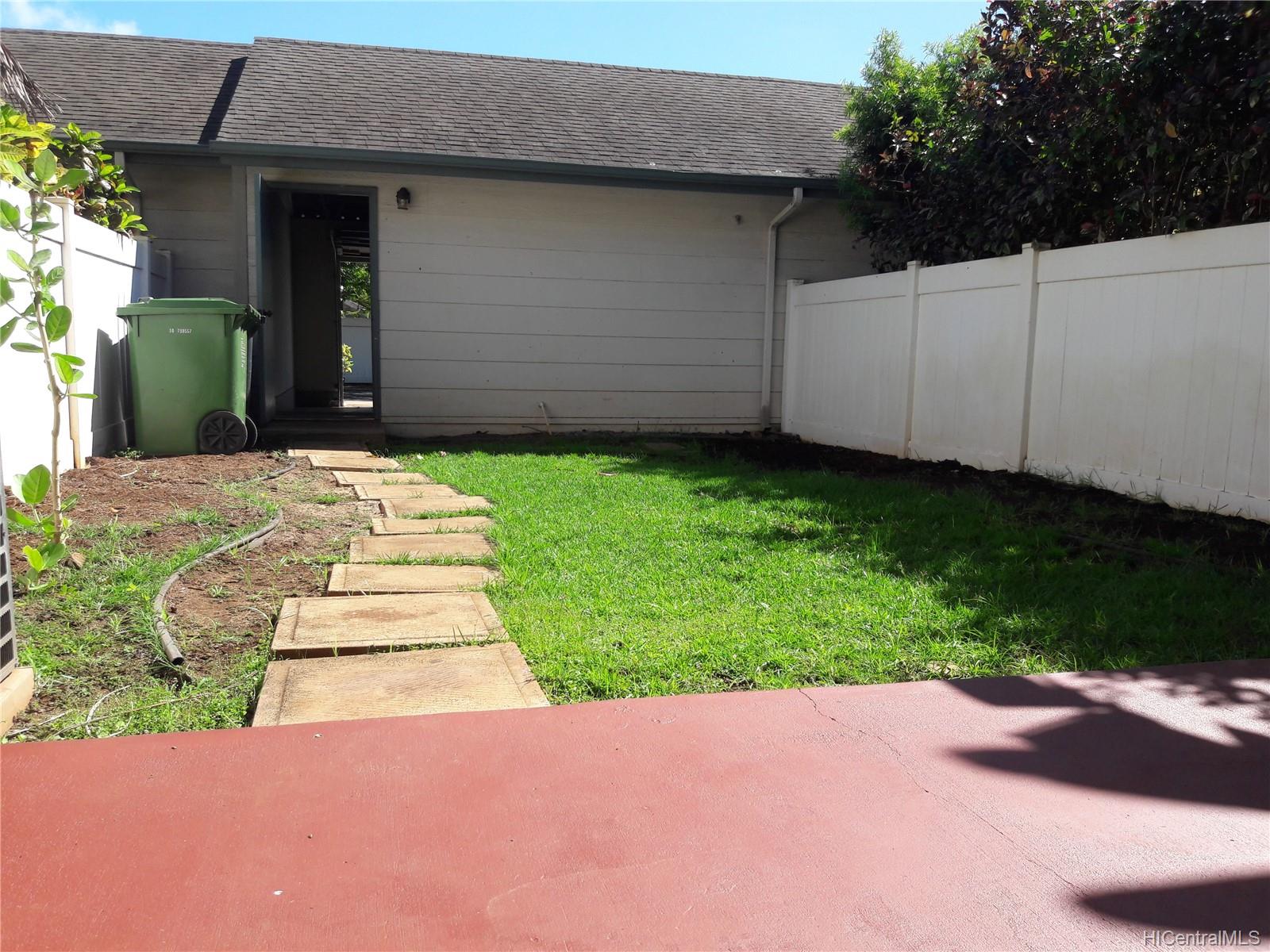 911025 Kaileolea Drive  Unit J3