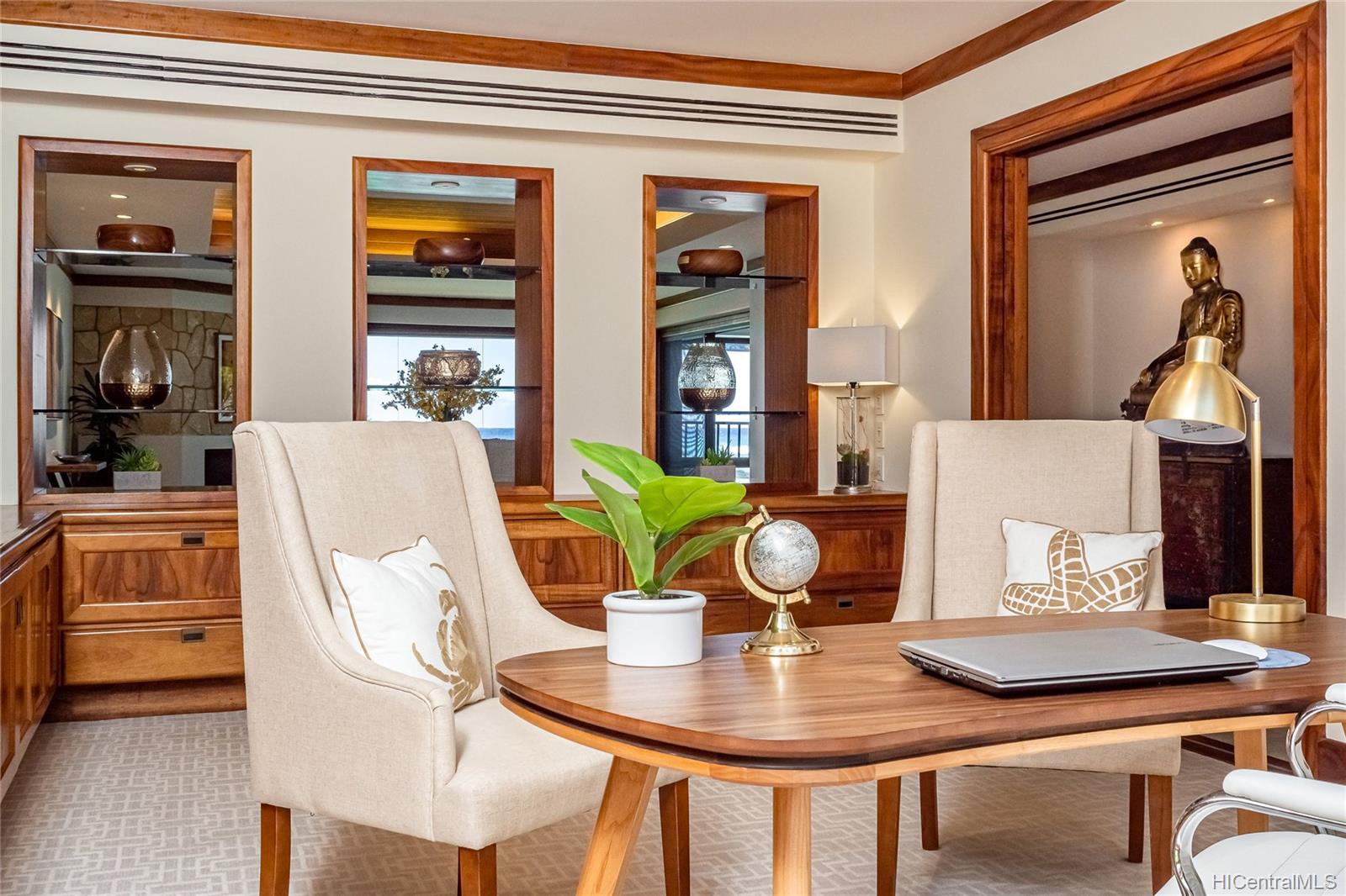 3165 Diamond Head Road  Unit D