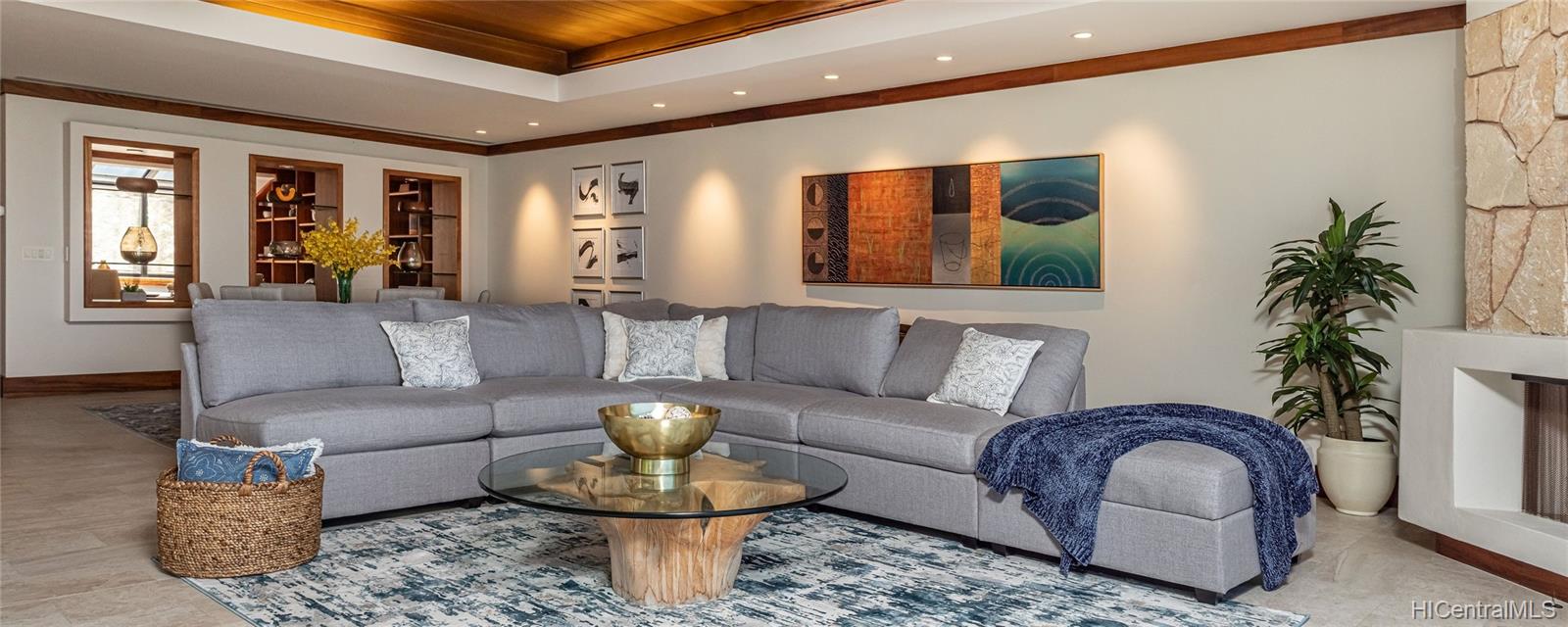 3165 Diamond Head Road  Unit D