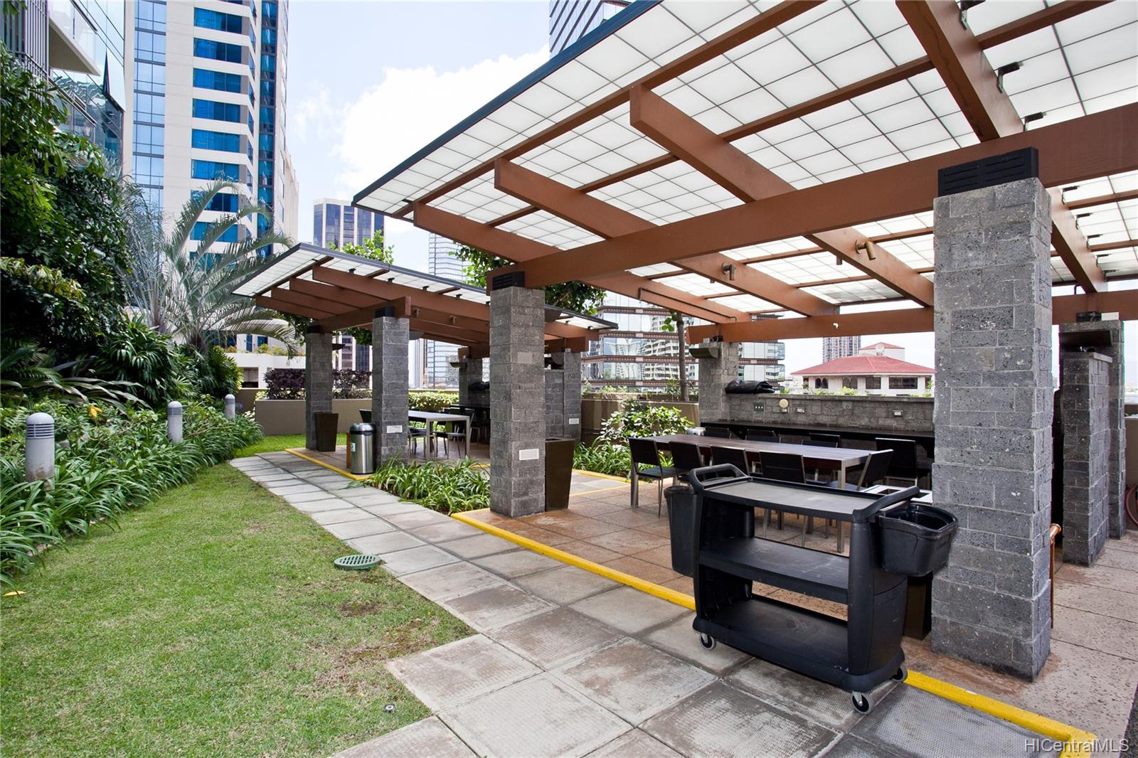 1200 Queen Emma Street  Unit 812