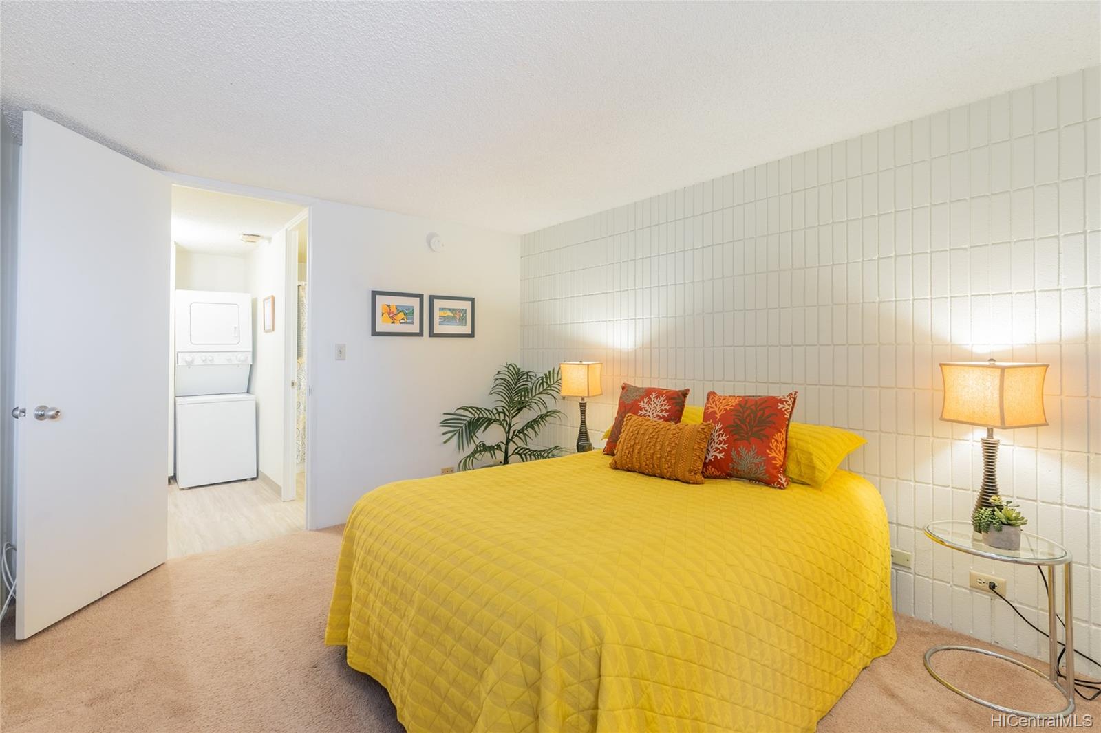 855 Makahiki Way  Unit 207