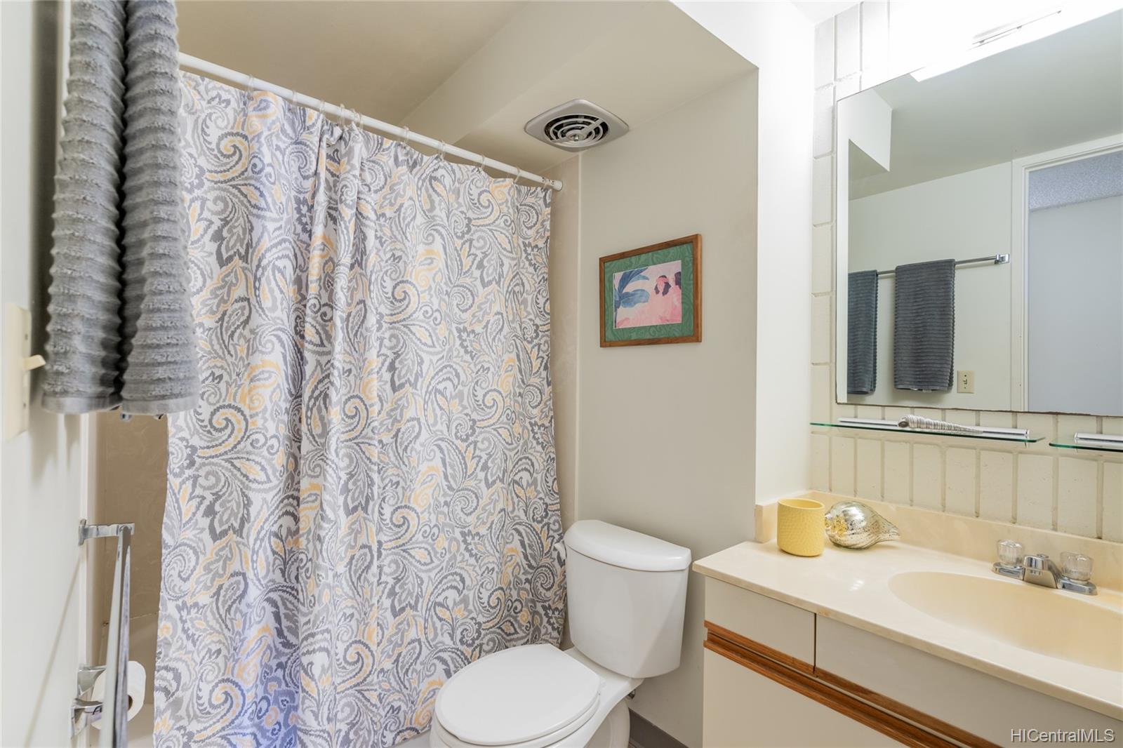 855 Makahiki Way  Unit 207