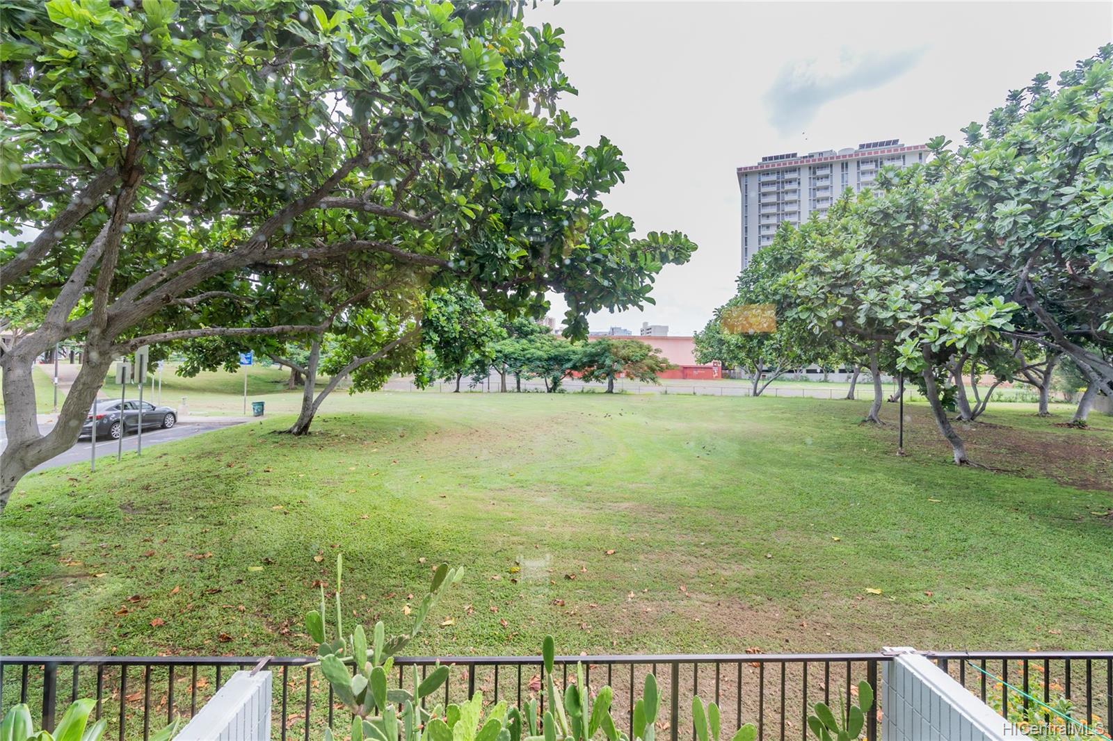 855 Makahiki Way  Unit 207