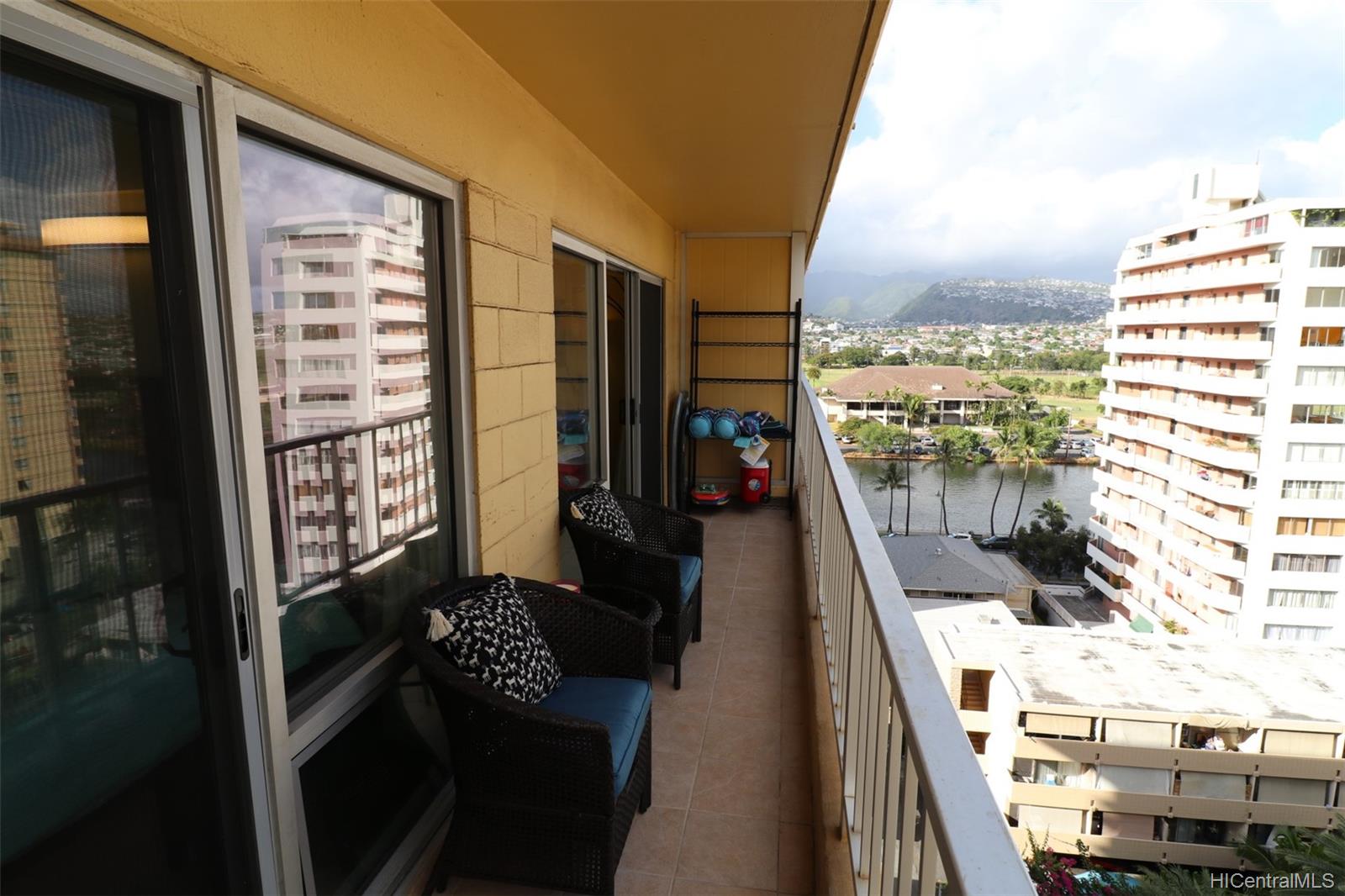 303 Liliuokalani Avenue  Unit 1104