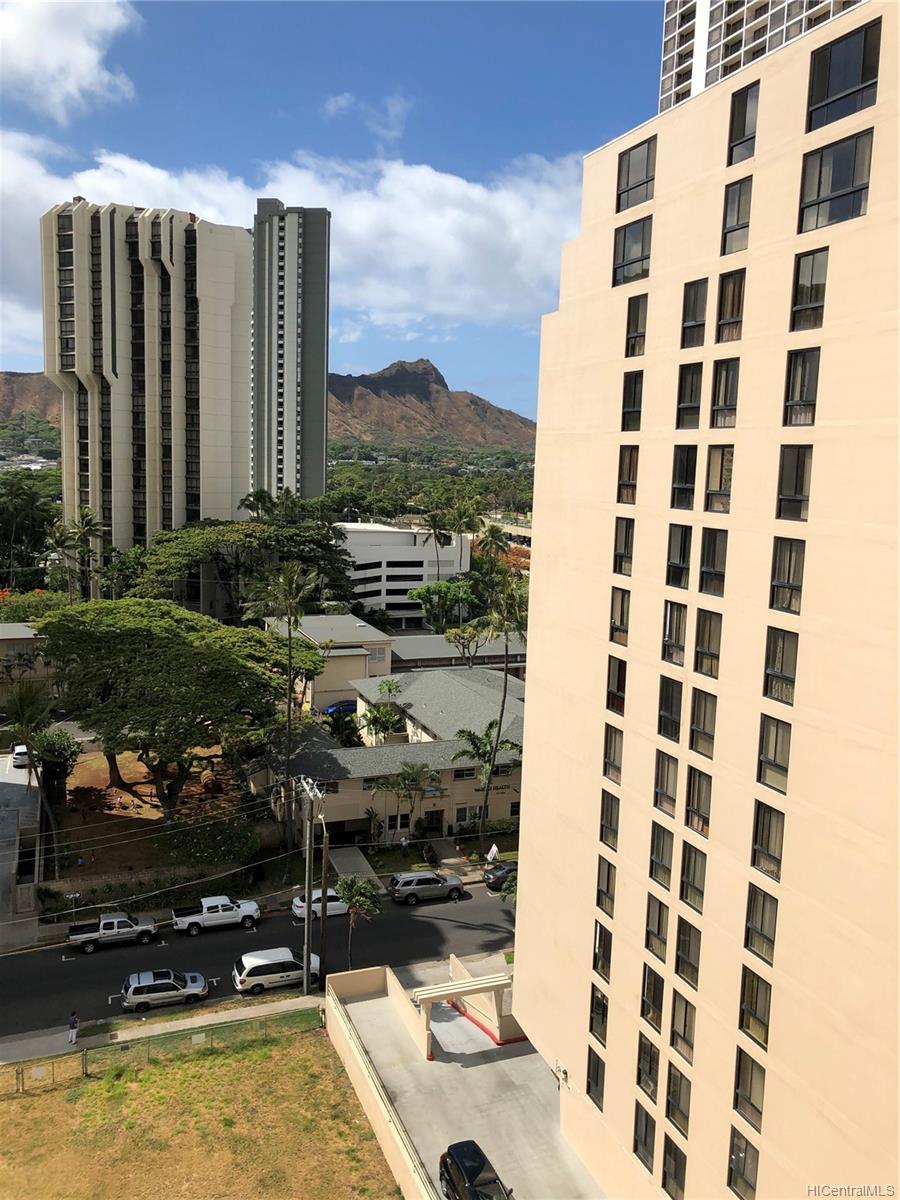 303 Liliuokalani Avenue  Unit 1104