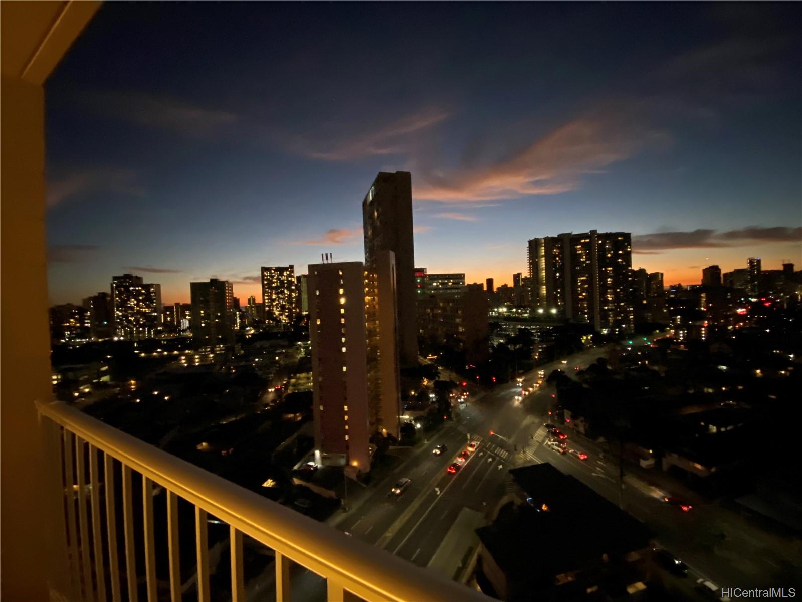 2474 Kapiolani Boulevard  Unit 1701