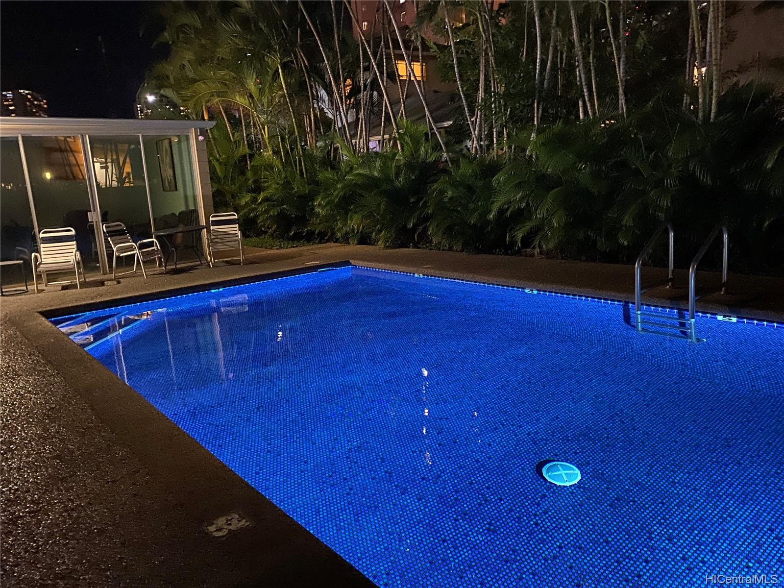 2474 Kapiolani Boulevard  Unit 1701