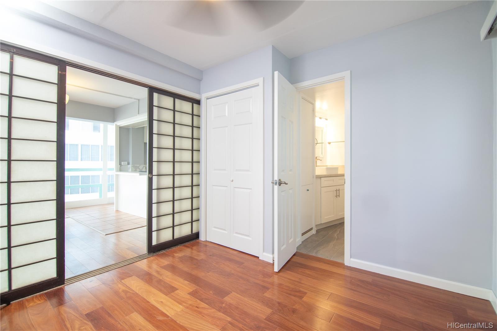 2957 Kalakaua Avenue  Unit 415