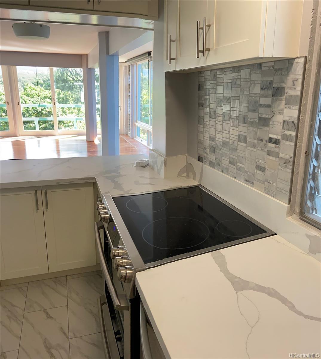 2957 Kalakaua Avenue  Unit 415