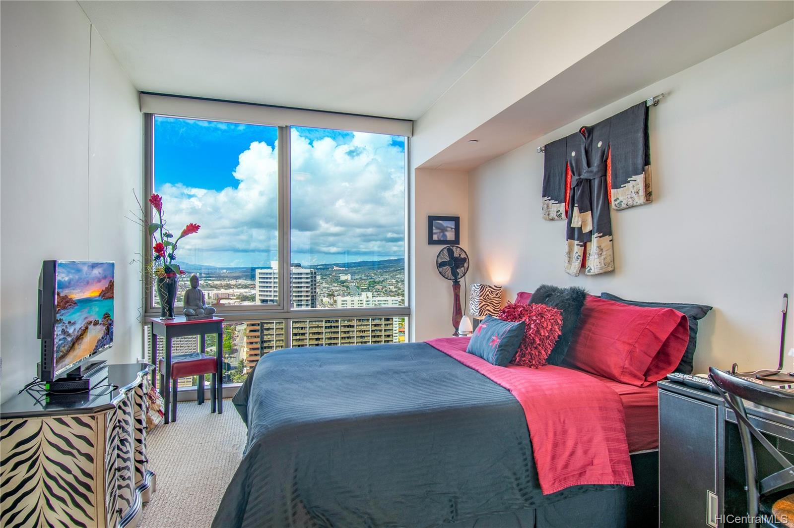 1200 Queen Emma Street  Unit PH 3901