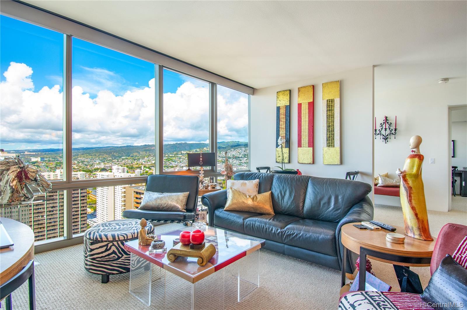 1200 Queen Emma Street  Unit PH 3901